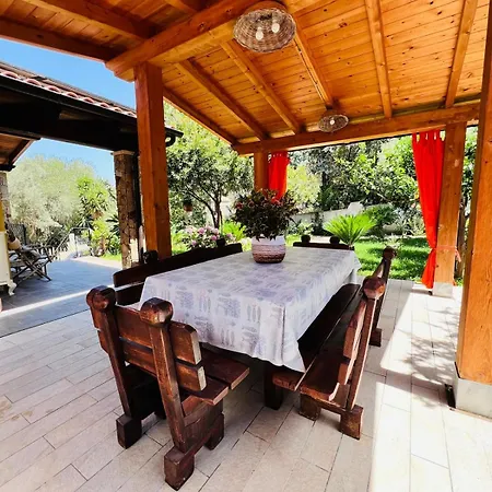 Bbmaredellestelle Bed & Breakfast 4*