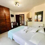 Bbmaredellestelle Bed & Breakfast Torre delle Stelle